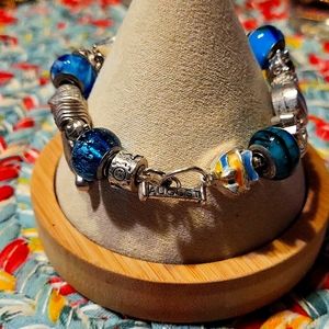 Willabee and Ward monthly charm bracelet,  August